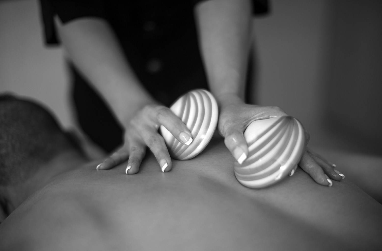 Lava Shell Massage